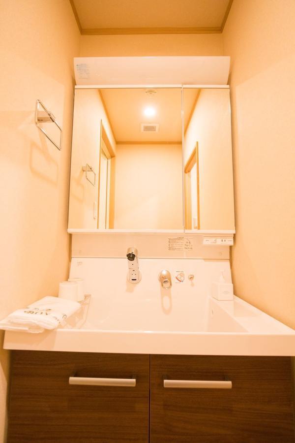 Hotel Yu-Shu Осака Екстериор снимка